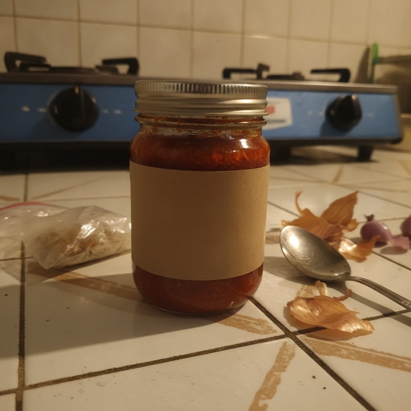 Foto toples sambal sebelum diedit